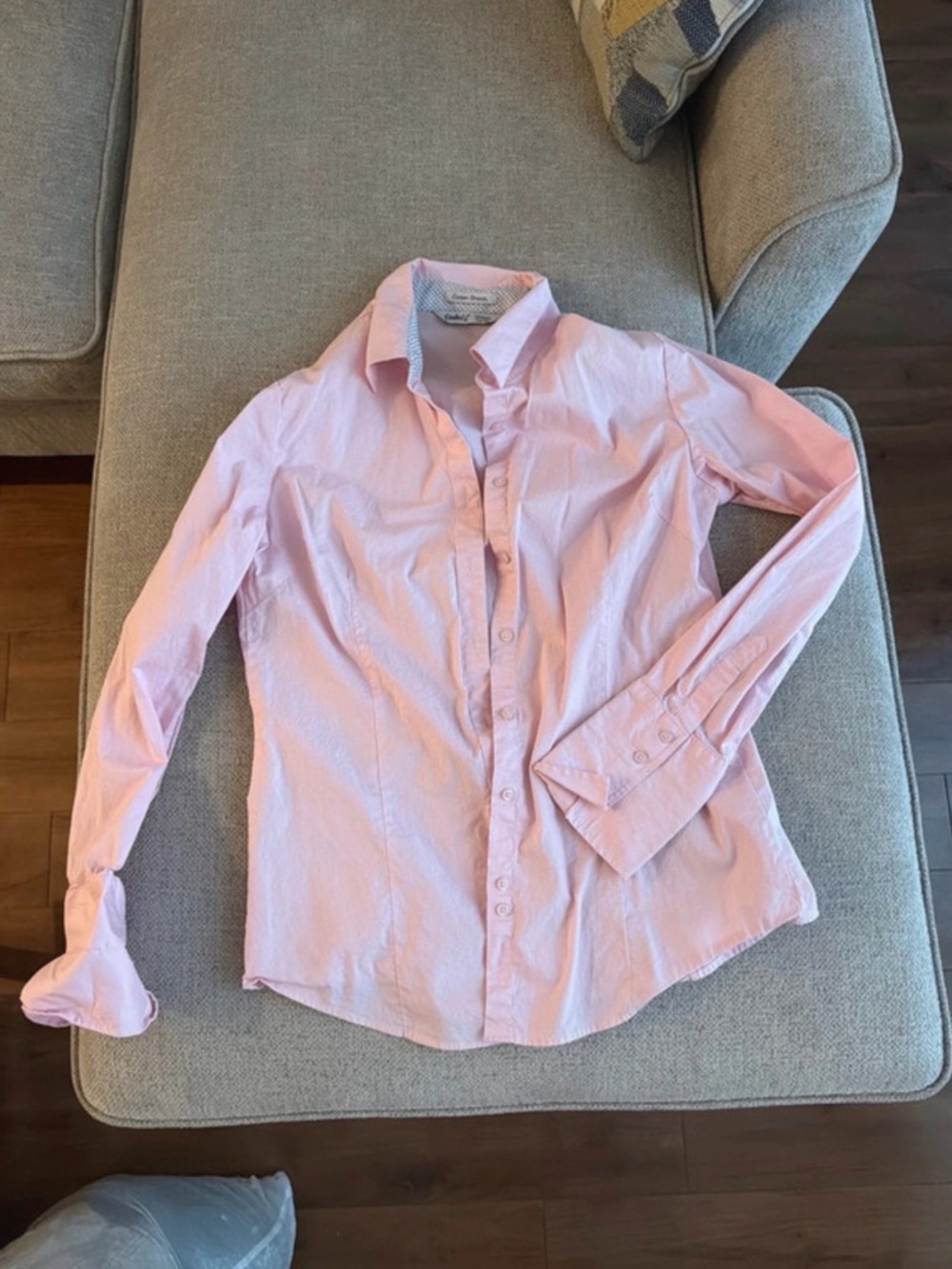 Classic Women's Button-Down Shirt in Light Pink